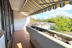 MZ-Finthen: 2 ZKB, EBK, Balkon, Garage, Studenten WG möglich, nahe UNI – Sertoriusring 23, 55126 Finthen, Mainz – Vorschaubild 1