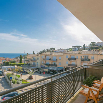 Ferienwohnung mit Meer- und Schlossblick, ideal gelegen in Begur