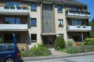 schöne , 2 Z-Whg mit Balkon in ruhiger Lage in Hüls