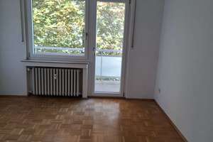 EXKLUSIVES WOHNEN IN MARIENBURG, RUHIG IM GRÜNEN:  3 - ZIMMER WOHNUNG - PREMIUM-TERRASSE & TG! – 50968 Marienburg, Köln – Vorschaubild 8