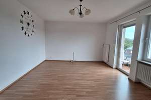 Helle 3 ZKB Wohnung mit Balkon ab 15.08.26 – Niederberger Höhe 10, 56077 Niederberg, Koblenz – Vorschaubild 2