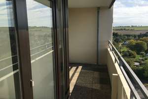 Bemerode, Bindingweg, vermietete 2 Zi-ETW, 62 m², Balkon mit Fernblick,  7. OG, Stellplatz – Bindingweg 1, 30559 Bemerode, Hannover – Vorschaubild 3
