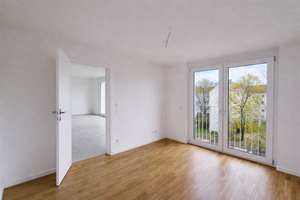 2-Zimmerwohnung mit großer Terrasse – Marie-Curie-Allee 102, 10315 Friedrichsfelde, Berlin – Vorschaubild 3