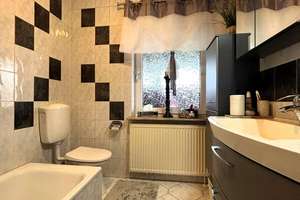 Wohnhaus in Marienhafe für jede Lebensphase – mit Sauna und Option zur Zweifamiliennutzung – Die vollständige Adresse der Immobilie erhältst du vom Anbieter., 26529 Marienhafe – Vorschaubild 23