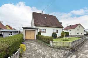 Einfamilienhaus mit ELW, Nahwärmeheizung und 2 Garagen in guter Lage – Die vollständige Adresse der Immobilie erhältst du vom Anbieter., 88605 Meßkirch – Vorschaubild 11