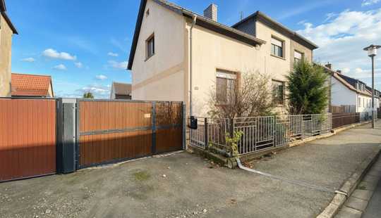 Bild von Großzügige Doppelhaushälfte in Althaldensleben – 165 m² Wohnfläche mit Garten & Garage