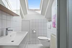 Einfamilienhaus mit Einliegerwohnung und gepflegtem großem Grundstück in zentraler Lage Reutlingens – Gustav-Schwab-Str. 29, 72762 Reutlingen-Mitte, Reutlingen – Vorschaubild 26