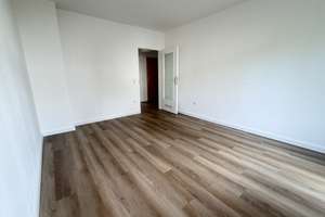 Frisch renovierte 2-Zimmer-Wohnung mit Küche + Balkon in Köln-Wahnheide, bezugsfrei ab sofort – Neue Heide 5, 51147 Wahnheide, Köln – Vorschaubild 5