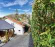 Modernes 2-Familien-Architektenhaus mit PV Anlage in herrlicher Aussichtslage