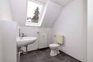 Viel Platz für Familie & Ideen – Reihenendhaus mit Garten und Pool in Berlin-Lichterfelde – Die vollständige Adresse der Immobilie erhältst du vom Anbieter., 14167 Lichterfelde, Berlin – Vorschaubild 13