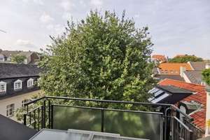 CARLSTADT, EXKLUSIVE 2 ZI.-WHG.,
AUFZUG, EBK, GÄSTE-WC, DUSCHBAD, KAMIN, EINBAUSCHRÄNKE + LOGGIA ! – Die vollständige Adresse der Immobilie erhältst du vom Anbieter., 40213 Carlstadt, Düsseldorf – Vorschaubild 12
