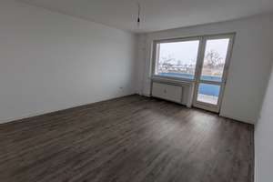 Modernisierte 2-Zimmer-Wohnung mit Balkon und schöner Aussicht – Waldstr. 1, 30629 Misburg-Nord, Hannover – Vorschaubild 4