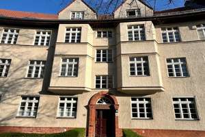 ca. 5 m² Süd/Ost Balkon am Breitenbachplatz – Breitenbachplatz 15, 14195 Steglitz, Berlin – Vorschaubild 2