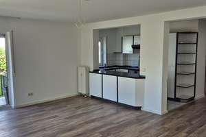 Ruhige sehr schön geschnittene  3-Zimmer mit Balkon und Stellplatz im Süden von Neureut – Die vollständige Adresse der Immobilie erhältst du vom Anbieter., 76149 Neureut, Karlsruhe – Vorschaubild 2