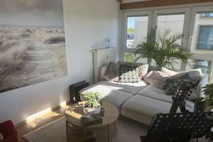 Charmante helle 2,5 Penthouse Wohnung Weitblick, möbliert – Washingtonallee 21, 89231 Neu-Ulm – Vorschaubild 8