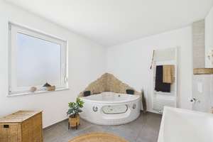 Jetzt zugreifen! Provisionsfreier Bungalow mit sonnigem Garten und fünf Zimmern in Hegelhofen! – Die vollständige Adresse der Immobilie erhältst du vom Anbieter., 89264 Weißenhorn – Vorschaubild 17