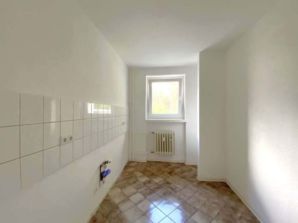 Immobilie in Rauen - Sonnige Wohnung mit eigenem Garten, ideal geschnitten, ohne Provision - Bild 2