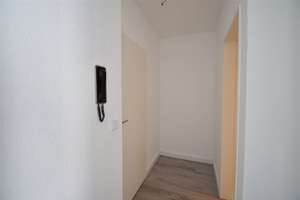 Krefeld City! Modernes Apartment zu vermieten  – Die vollständige Adresse der Immobilie erhältst du vom Anbieter., 47798 Stadtmitte, Krefeld – Vorschaubild 4