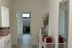 Helle 4 Zimmer Wohnung in Porz Urbach
