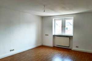 Kleine 3-Zimmerwohnung im Dachgeschoss in Karlsruhe-Südstadt! – Karlsruhe – Vorschaubild 2