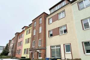 Kapitalanlage im gefragten Rostocker Hansaviertel – solide vermietete 3-Zimmer-Wohnung