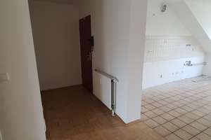 2,5-Zimmer-DG-Wohnung in Duisburg-Rahm mit offenem Grundriss – Salzachstraße 37, 47269 Rahm, Duisburg – Vorschaubild 7
