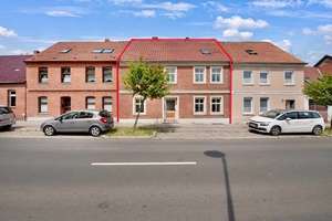 Großzügiges Familienglück im Herzen von Tangermünde – Die vollständige Adresse der Immobilie erhältst du vom Anbieter., 39590 Tangermünde – Vorschaubild 1