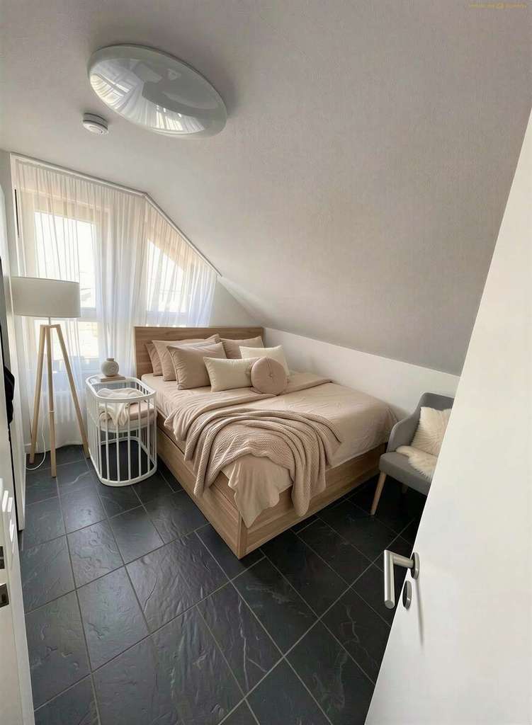 Immobilie in Bad Saulgau - Moderne 2-Zimmer-Dachgeschosswohnung mit stilvoller Ausstattung und Garage in Bad Saulgau - Bild 4