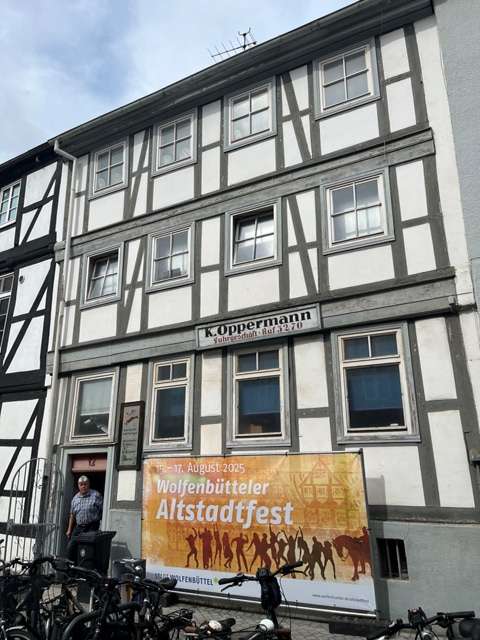 ***RESERVIERT***Fachwerkhaus in der Innenstadt/ Fußgängerzone- renovierungsbedürftig- für Handwerker, Wolfenbüttel Kreis – Bild 1