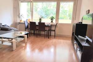 Bezugsfreie helle Wohnung mit Südwestloggia