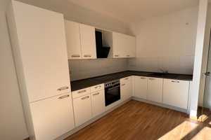 ++ Modernisierte 2 Zi. Whg mit Balkon und neuer EBK // Hinterhaus ++ – Kasseler Straße 12, 4155 Leipzig – Vorschaubild 3