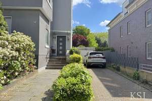 Charmantes Dreifamilienhaus mit großem Garten, Terrasse und Garage in Top Lage! – Nienhofstraße 42, 45894 Buer, Gelsenkirchen – Vorschaubild 3