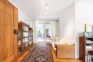 AIGNER - Exklusive 4,5-Zimmer-Wohnung mit Loggia in Bestlage Blumenviertel – Die vollständige Adresse der Immobilie erhältst du vom Anbieter., 81377 Großhadern, München – Vorschaubild 2