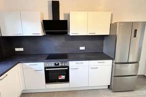 Terrassenwohnung im Grünen - 4 Zimmer mit Einbauküche, modernes Bad, Gäste-WC, Balkon, HWR – Berndorffstraße 6, 50968 Bayenthal, Köln – Vorschaubild 10