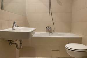 Hochparterre: 4-Zimmer-Apartment, Körnerpark in der Nähe – Die vollständige Adresse der Immobilie erhältst du vom Anbieter., 12051 Neukölln (Ortsteil), Berlin – Vorschaubild 9