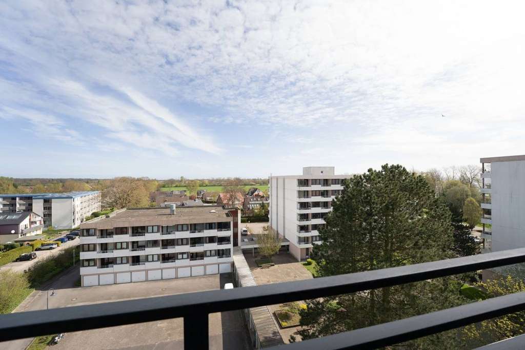 Immobilie in Kellenhusen - Besichtigung: Ferienwohnung im 7.OG nur 150m zum Strand, Balkon, bezugsfertig - Bild 2