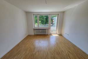 Modernisierte 2-Zimmerwohnung mit Loggia in der Hammerschmiede zu vermieten