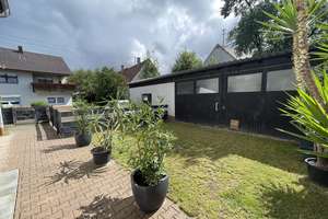 Haus mit 2 großen Whg., Büroräumen und großer Halle für Gewerbe – Die vollständige Adresse der Immobilie erhältst du vom Anbieter., 89447 Zöschingen – Vorschaubild 2