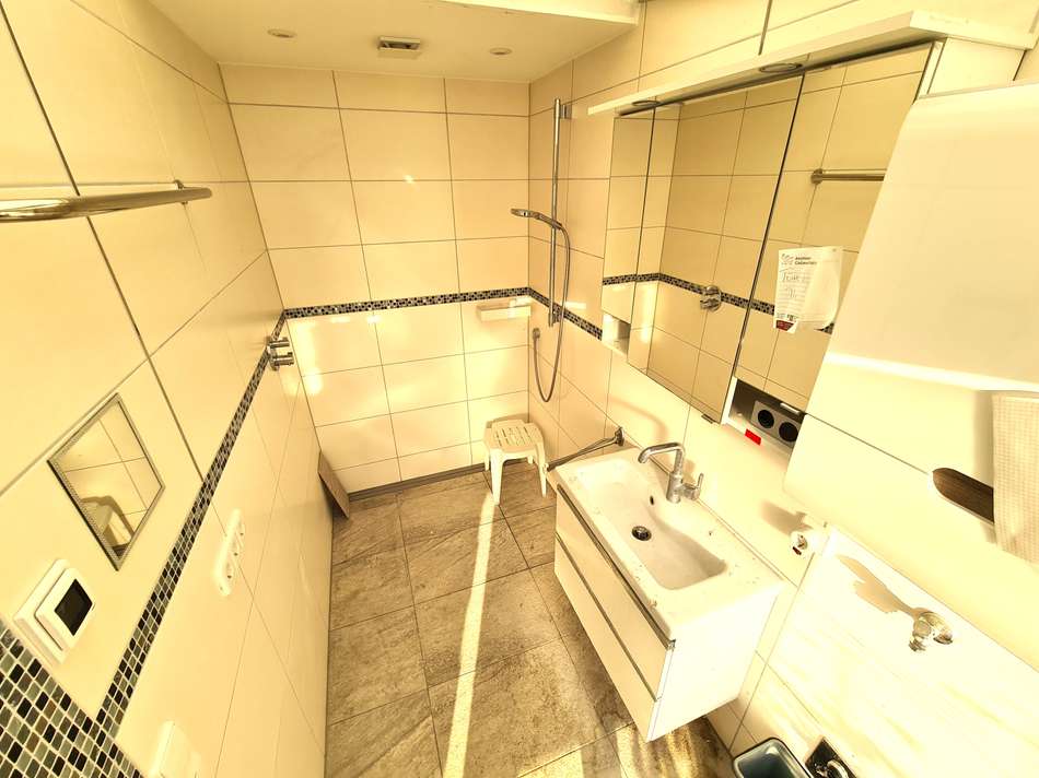 Duschbad im Wintergarten