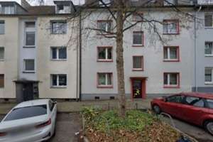 ***Gepflegte Etagenwohnung zu vermieten***