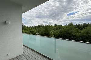 Zweitbezug: Familiengerechte 3 Zimmer am Lindenauer Hafen mit Blick auf den Kanal und großem Balkon – Hafenstraße 11b, 4179 Schönau, Leipzig – Vorschaubild 3