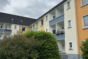 Moderne 3-Raum-Wohnung mit Balkon in Frohnhausen möchte gerne ab Oktober vermietet werden – Stenzelstraße 15, 45144 Frohnhausen, Essen – Vorschaubild 4