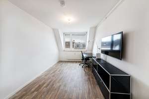 Stilvolle Dachgeschoss Wohnung in Bestlage der Maxvorstadt – Die vollständige Adresse der Immobilie erhältst du vom Anbieter., 80333 Universität, München – Vorschaubild 3