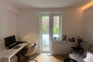 Stilvolle 2-Zimmer-Wohnung mit Balkon und Vollmöblierung  – Lindenstraße 120, 40233 Düsseldorf – Vorschaubild 13