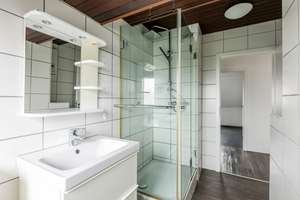 Welcome Home! Modernisierte 4,5- Raum-Dachgeschosswohnung mit rd. 93,9 m² und Garage in Frohnhausen  – Die vollständige Adresse der Immobilie erhältst du vom Anbieter., 45145 Frohnhausen, Essen – Vorschaubild 9