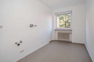 MAIER - Top-Schnitt! 3-Zi. mit 2 Balkonen & U-Bahn (100m), Parkblick! – 81547 Giesing, München – Vorschaubild 9