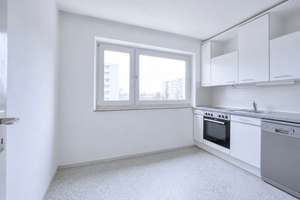 Lichtdurchflutete 3-Zimmer-Wohnung in Bogenhausen - Direkt einziehen und wohlfühlen! – Die vollständige Adresse der Immobilie erhältst du vom Anbieter., 81927 Johanneskirchen, München – Vorschaubild 4