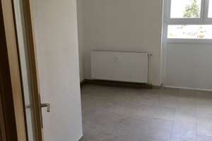 3-Zimmer-Wohnung mit Balkon in Stuttgart-Birkenäcker – Die vollständige Adresse der Immobilie erhältst du vom Anbieter., 70376 Birkenäcker, Stuttgart – Vorschaubild 4