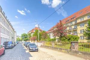 JETZT KAUFNEBENKOSTEN EINSPAREN! GERÄUMIGE 2 ZI. DACHGESCHOSSWOHNUNG IN ZENTRALER LAGE – Förstereistraße 51, 1099 Äußere Neustadt, Dresden – Vorschaubild 12