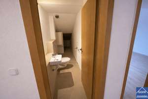 Großzügige 3 Zimmer Dachgeschoss Wohnung mit Balkon in Ludwigshafen- Mundenheim zu vermieten – 67061 Süd, Ludwigshafen am Rhein – Vorschaubild 7